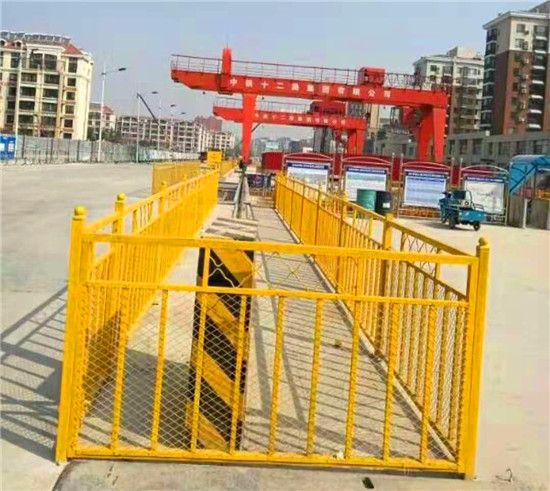 安（ān）全圍擋